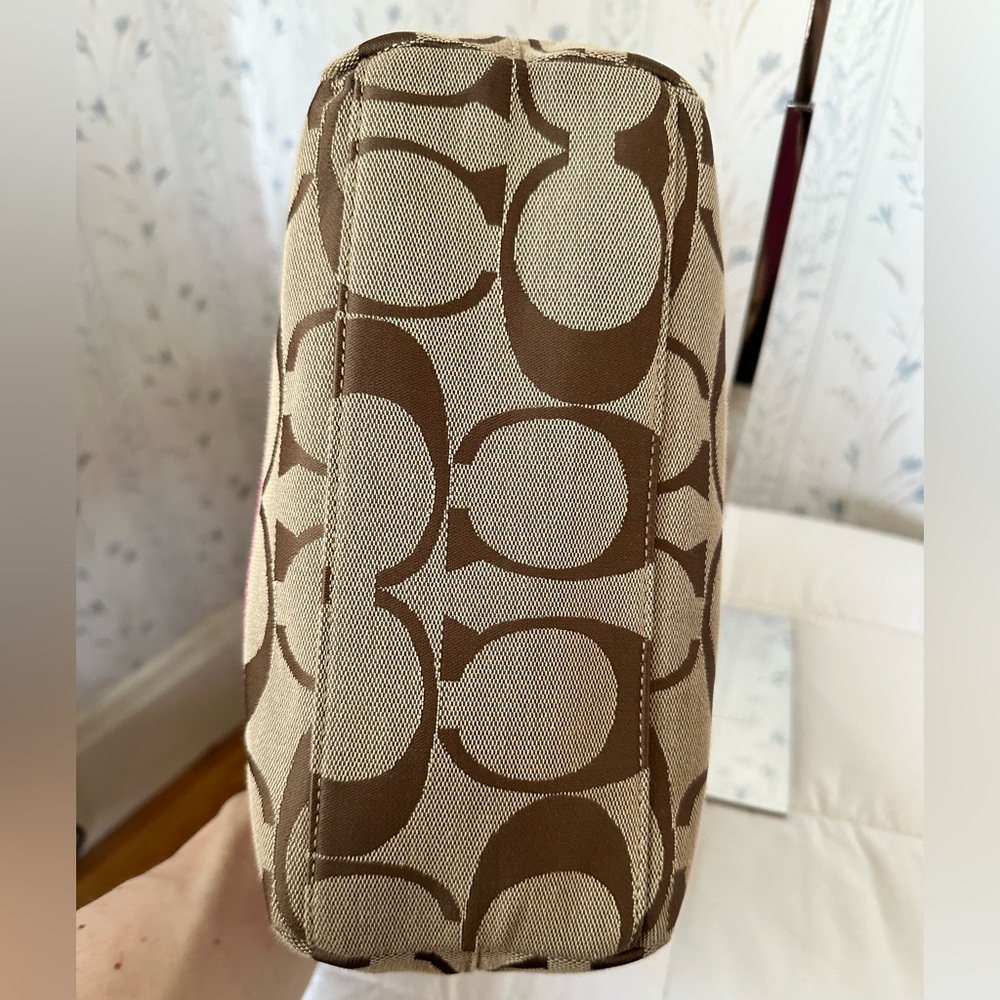 Coach Brown and Pink Tote with Signature Style - Picture 7 of 16